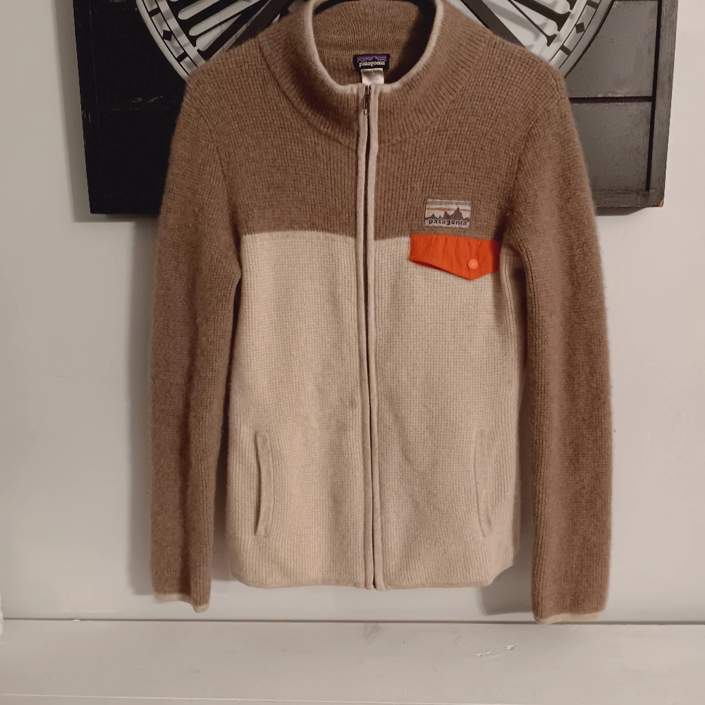 Patagonia Brown & Cream Full-Zip Jacket with Orange Accent